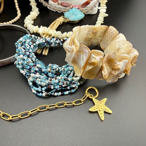 Boho Jewelry Lot Coastal Shell Beaded Bracelet Necklace Some Signed - Picture 2 of 11